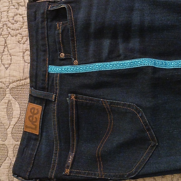 Lee Jeans! - Picture 2 of 7